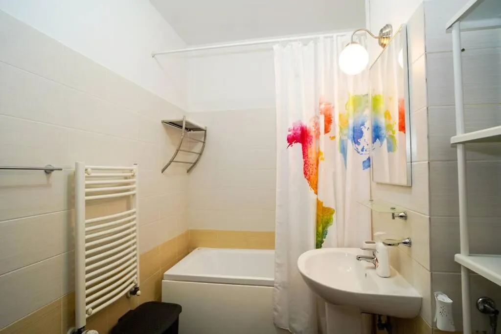 Sky Modern 1 Bedroom Apt W Free Parking Bucarest