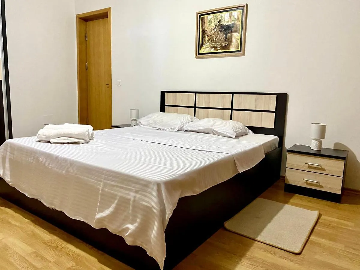 Sky Modern 1 Bedroom Apt W Free Parking Bucarest 0*,