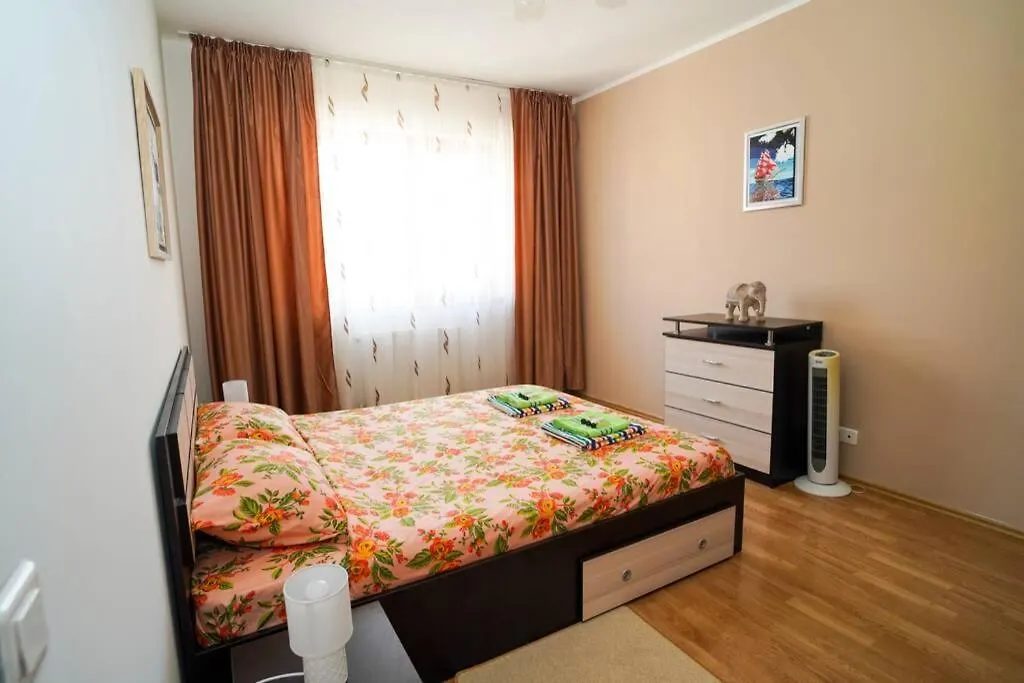 Sky Modern 1 Bedroom Apt W Free Parking Bukarest Apartman