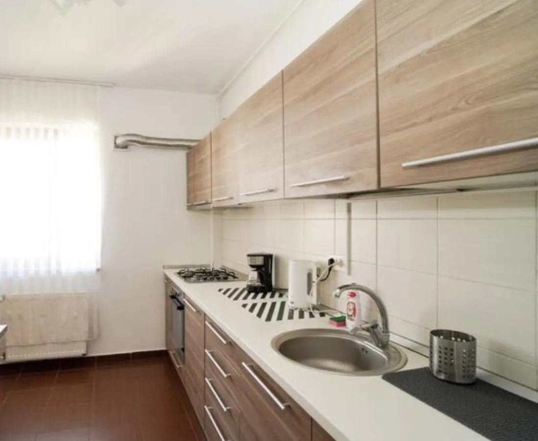Sky Modern 1 Bedroom Apt W Free Parking Bukarest Apartman